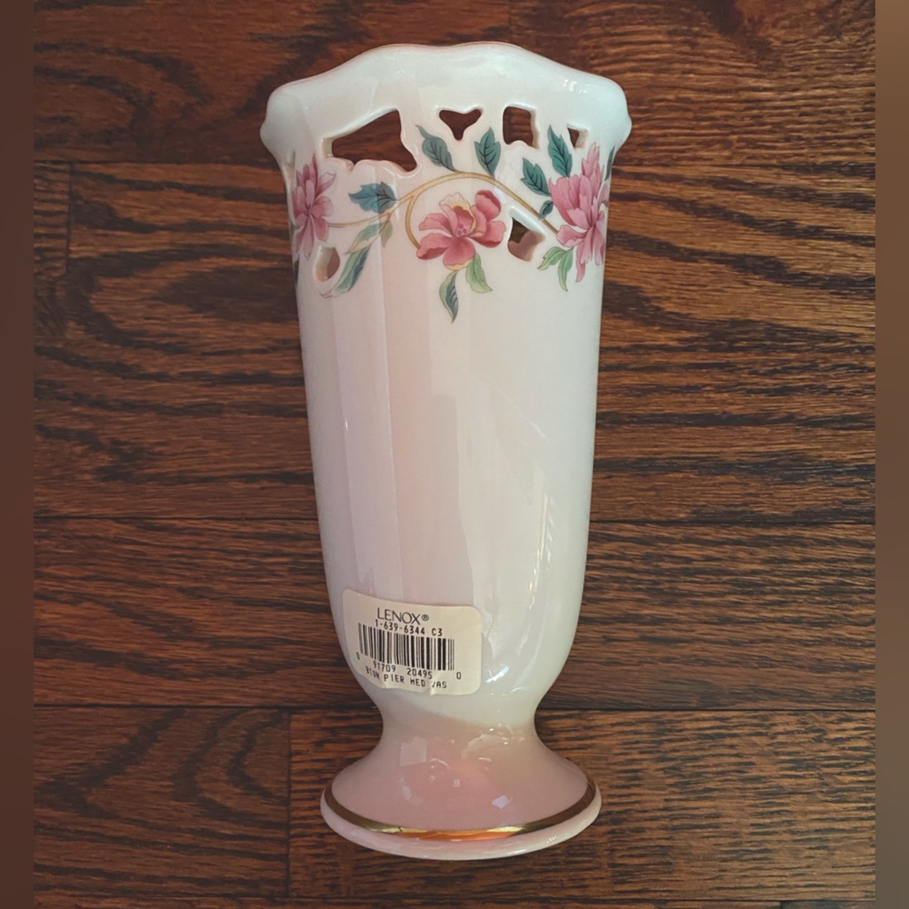 Lenox Barrington Pierced Porcelain Vase